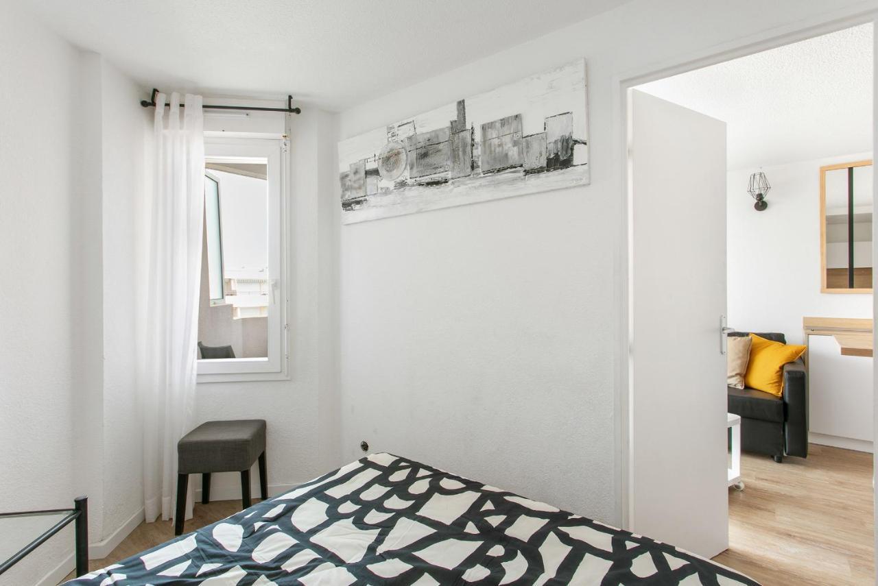 Appartement T3 Terrasse Vue Sur Mer, Piscine, Parking, Wifi Et Clim Sète Exteriör bild